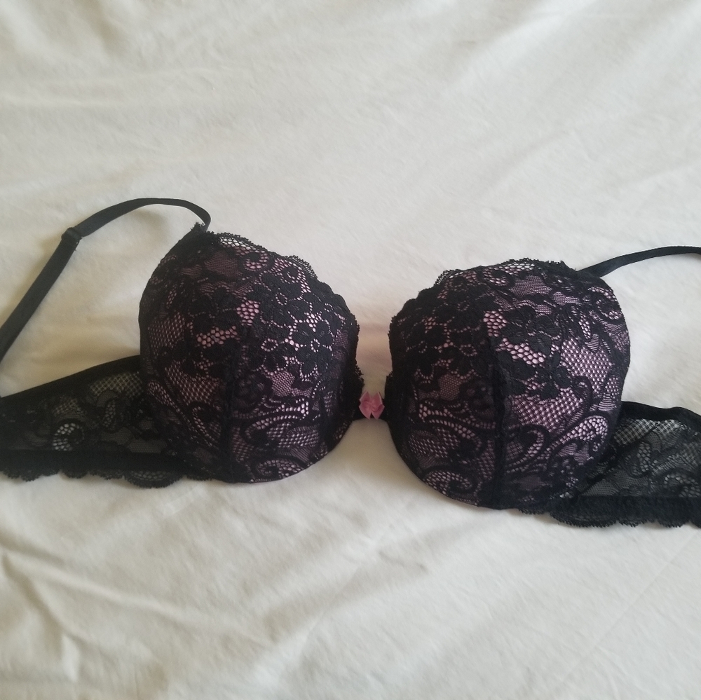 Victoria's secret bra 34D new no tags